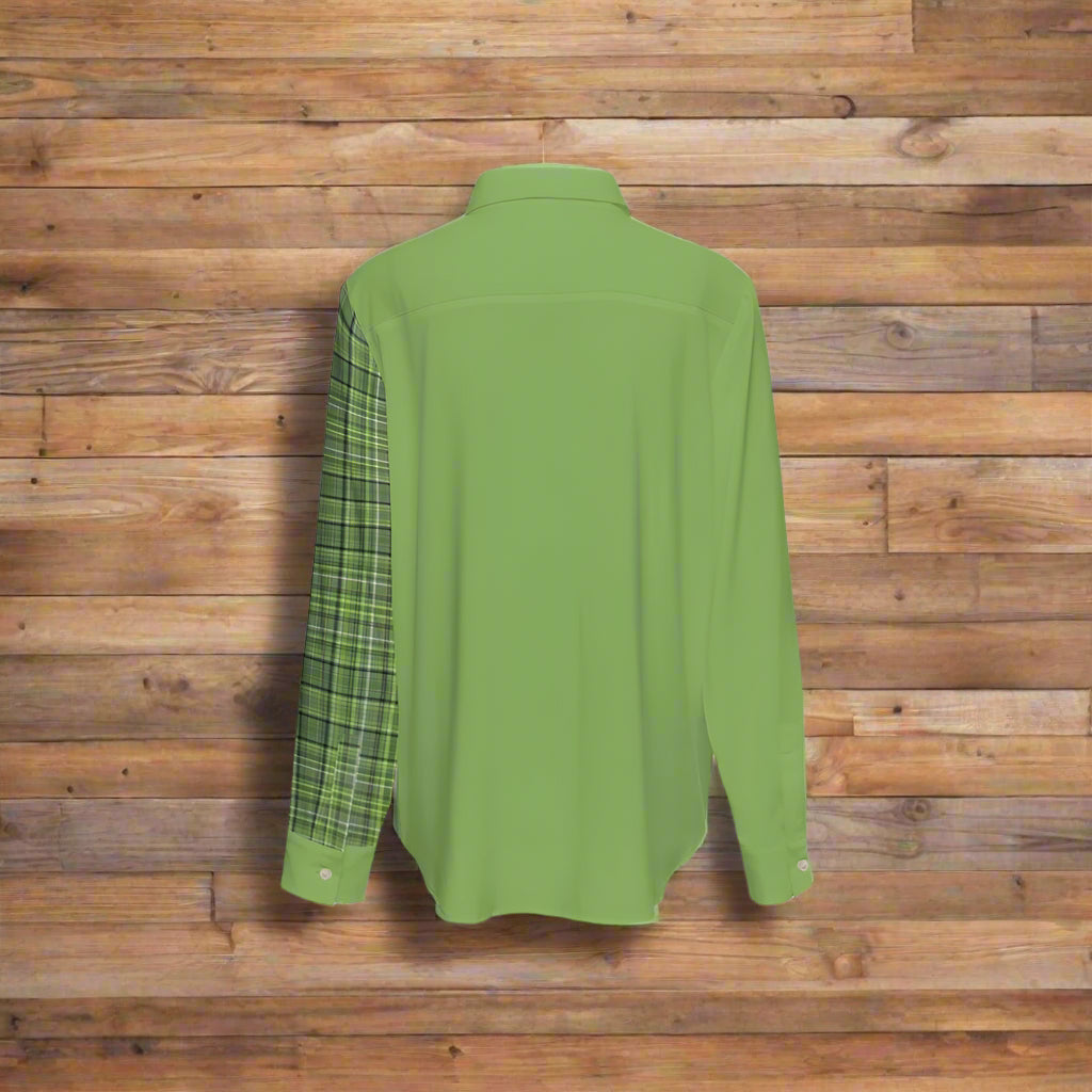 Women's Classic Green Plaid Button-Up Shirt - Cozy Corner